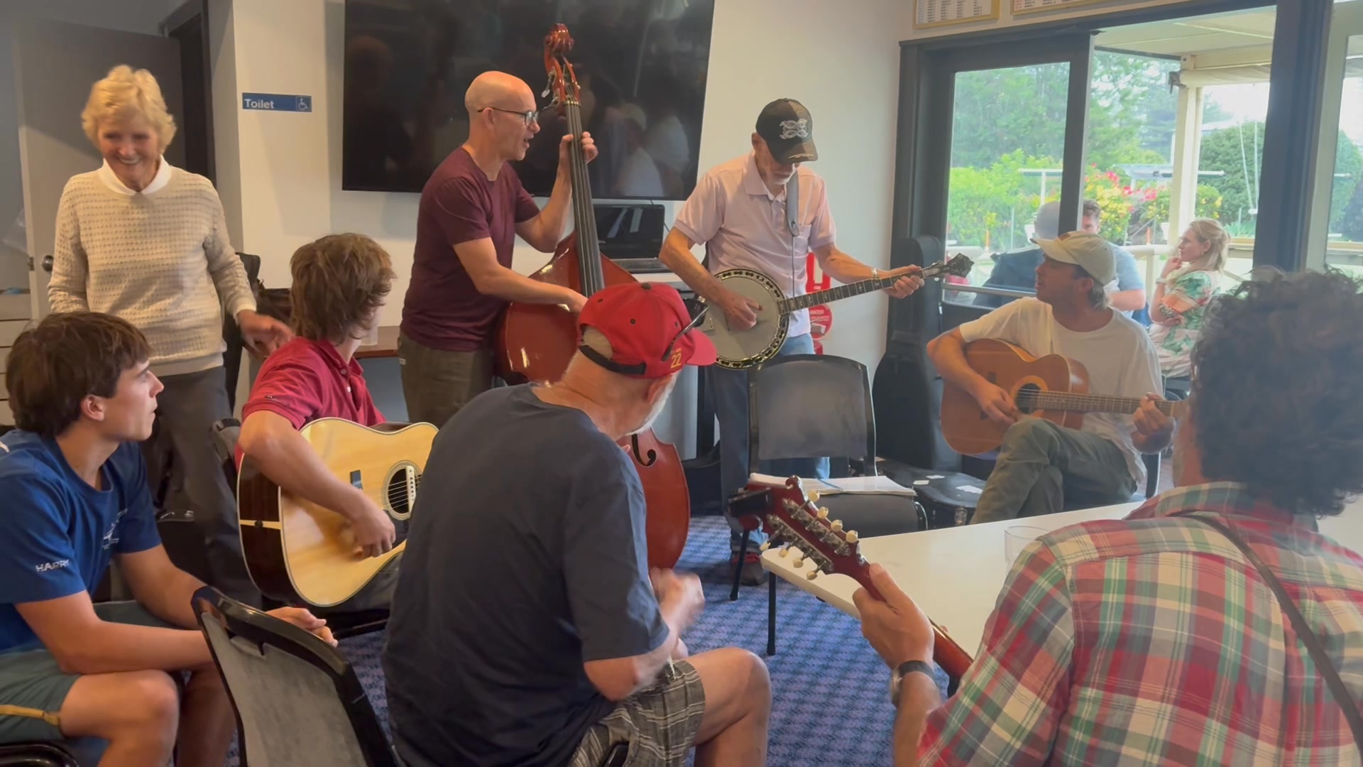 Featured image for “Bluegrass Jam at Newport Bowling Club”